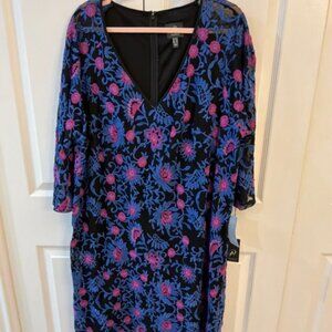 Adrianna Papell Dress in size 24 features a beautiful black design